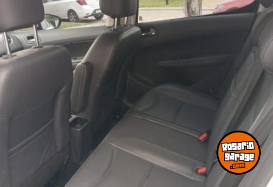 Autos - Peugeot 308 2017 Nafta 123000Km - En Venta