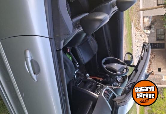 Autos - Peugeot 207 cc 2013 Nafta 97100Km - En Venta