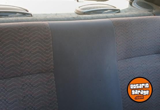 Autos - Fiat Palio 2000 GNC 180000Km - En Venta