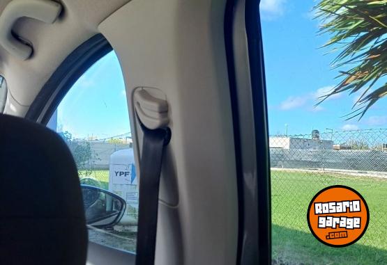 Autos - Peugeot 408 - 2.0 - Allure + NAV 2016 Nafta 145000Km - En Venta