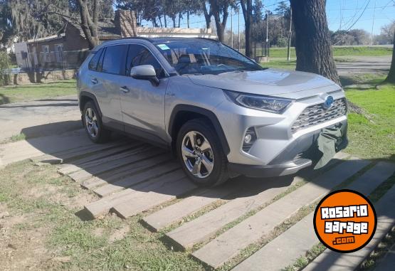 Camionetas - Toyota RAV 4 HBRIDA 2021 Electrico / Hibrido 80000Km - En Venta