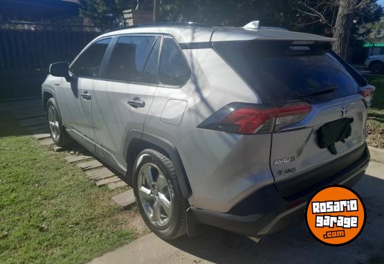 Camionetas - Toyota RAV 4 HBRIDA 2021 Electrico / Hibrido 80000Km - En Venta
