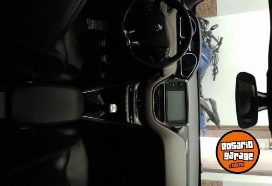 Autos - Peugeot 208 xy 2014 Nafta 87231Km - En Venta