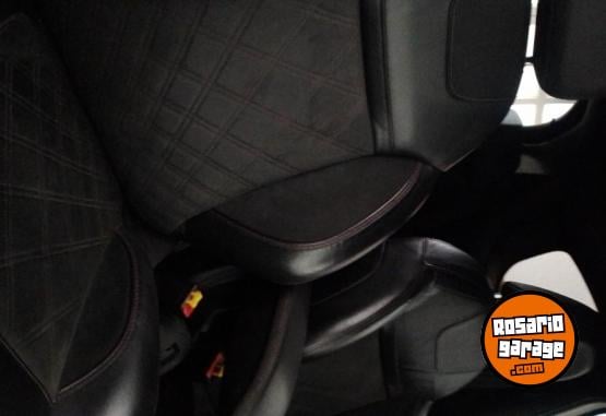 Autos - Peugeot 208 xy 2014 Nafta 87231Km - En Venta