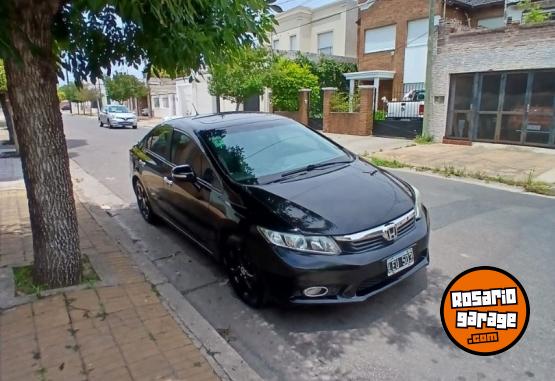 Autos - Honda Civic 2012 Nafta 220000Km - En Venta