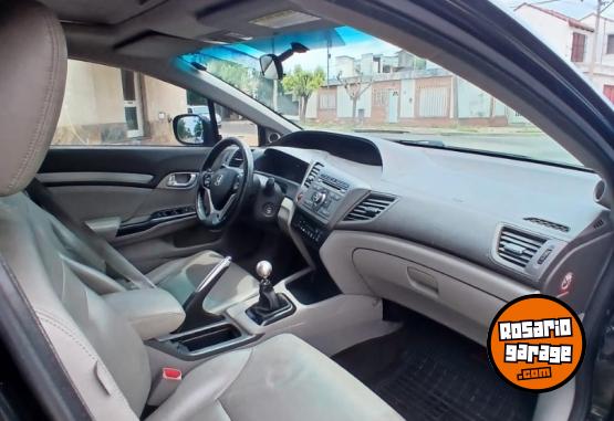 Autos - Honda Civic 2012 Nafta 220000Km - En Venta