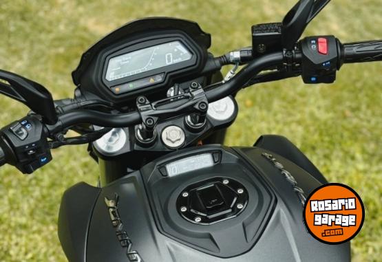 Motos - Bajaj DOMINAR 400 2020 Nafta 9000Km - En Venta