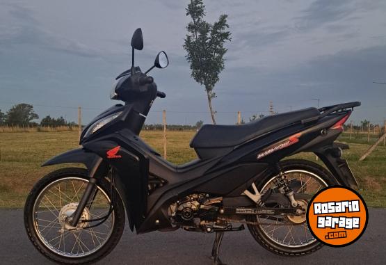 Motos - Honda New Wave S 2022 Nafta 8500Km - En Venta