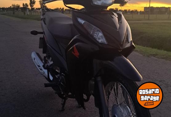 Motos - Honda New Wave S 2022 Nafta 8500Km - En Venta