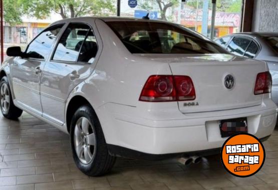 Autos - Volkswagen Bora 2010 Nafta 120000Km - En Venta