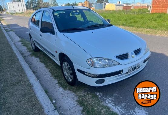 Autos - Renault Megane 1999 Nafta 232000Km - En Venta