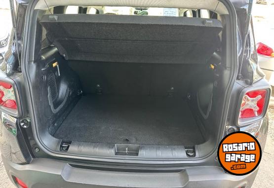 Camionetas - Chrysler Jeep Renegade 2016 Nafta 170000Km - En Venta