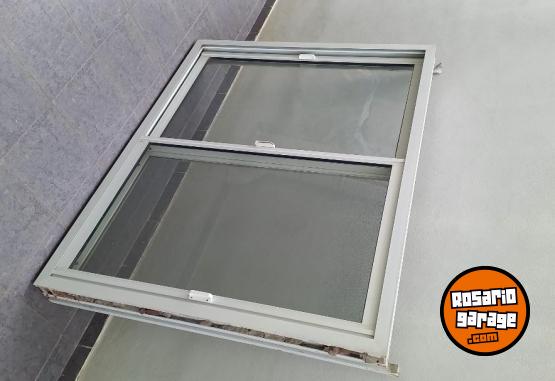 Hogar - Vendo Ventana de aluminio blanca - En Venta