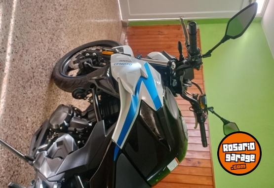 Motos - CF Nk 400 2023 Nafta 10000Km - En Venta