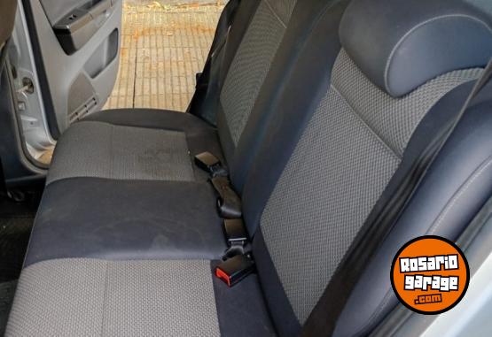 Autos - Volkswagen Suran trendline 1.6 2012 Nafta 164000Km - En Venta