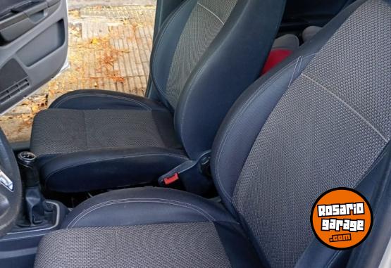 Autos - Volkswagen Suran trendline 1.6 2012 Nafta 164000Km - En Venta