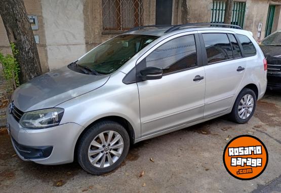 Autos - Volkswagen Suran trendline 1.6 2012 Nafta 164000Km - En Venta