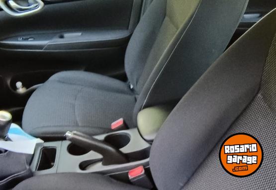 Autos - Nissan Sentra 2020 Nafta 64500Km - En Venta