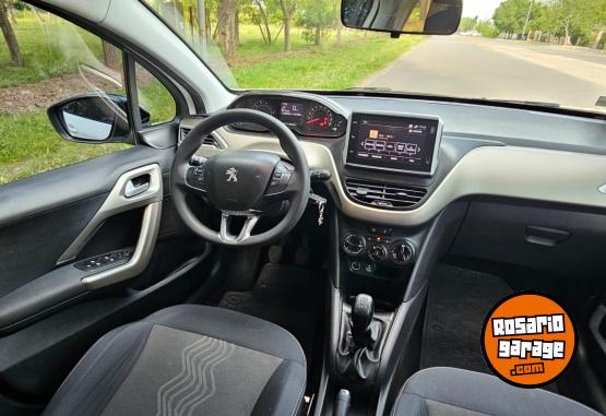 Autos - Peugeot 2008 1.6vti CACTUS 2018 GNC 115000Km - En Venta
