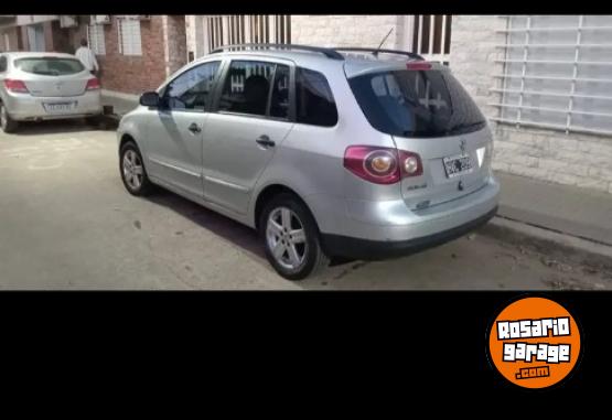 Autos - Volkswagen Suran 2009 GNC 255000Km - En Venta