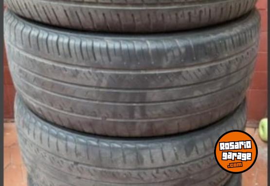 Accesorios para Autos - Liquido 4 cubiertas 215/45/17 westlake - En Venta