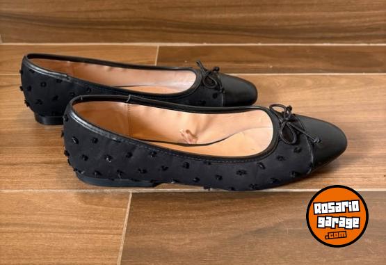 Indumentaria - Chatitas Marca Zara talle 38 - En Venta