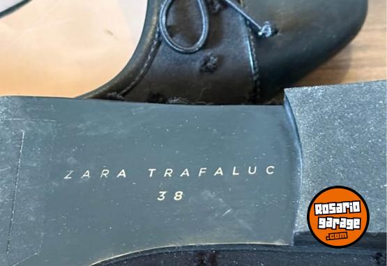 Indumentaria - Chatitas Marca Zara talle 38 - En Venta