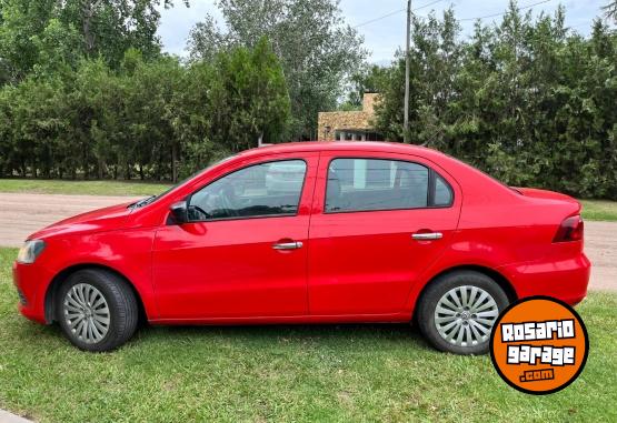 Autos - Volkswagen VOYAGE 2014 GNC 143000Km - En Venta