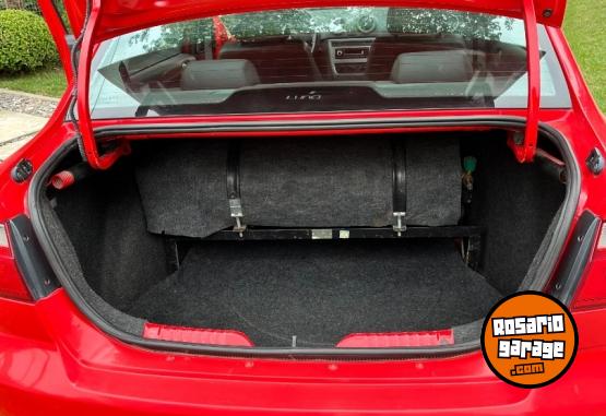 Autos - Volkswagen VOYAGE 2014 GNC 143000Km - En Venta