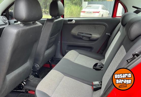 Autos - Volkswagen VOYAGE 2014 GNC 143000Km - En Venta