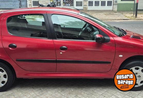 Autos - Peugeot 206 premiun 2006 Diesel 245000Km - En Venta