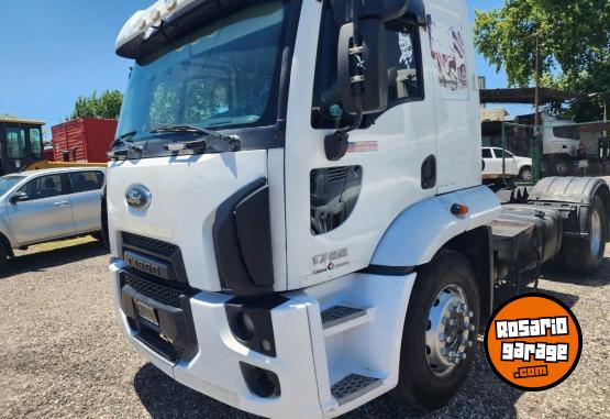 Camiones y Grúas - VENDO FORD 1722 LINEA PANDA CON EQUIPO HIDRAULICO - En Venta