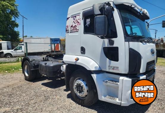 Camiones y Grúas - VENDO FORD 1722 LINEA PANDA CON EQUIPO HIDRAULICO - En Venta