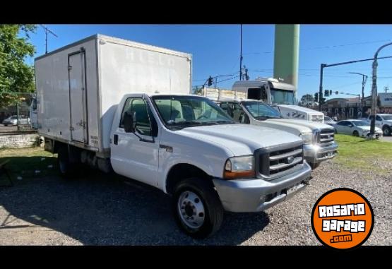 Camiones y Grúas - VENDO / PÉRMUTO FORD F-4000 CON CAJA TERMICA - En Venta