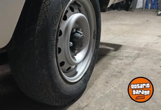 Camionetas - Toyota Hilux 4x2 2.8 1999 Diesel 412Km - En Venta