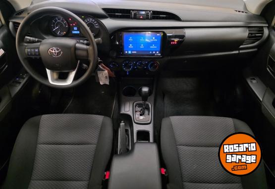 Camionetas - Toyota HILUX DOBLE CABINA DX 2.4 2025 Diesel 0Km - En Venta