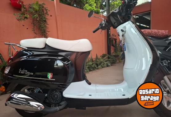 Motos - Motomel EuroStrato 150 2023 Nafta 2200Km - En Venta