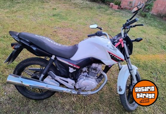 Motos - Honda NEW TITAN CG150 2021 Nafta 22400Km - En Venta