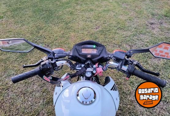 Motos - Honda NEW TITAN CG150 2021 Nafta 22400Km - En Venta