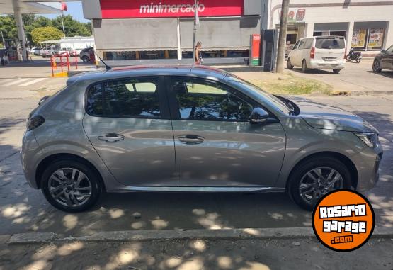 Autos - Peugeot Allure AT 2025 Nafta 13000Km - En Venta