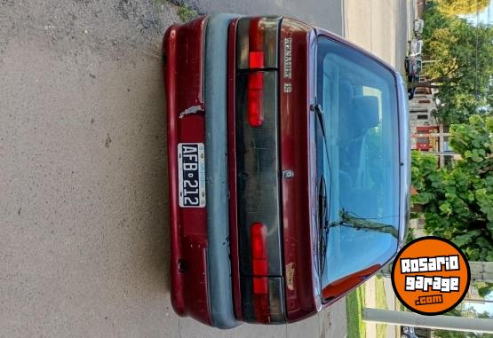 Autos - Renault 19 RNI 1995 GNC 277000Km - En Venta