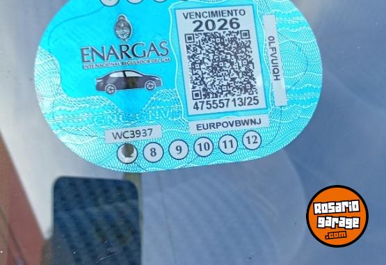 Autos - Renault 19 RNI 1995 GNC 277000Km - En Venta