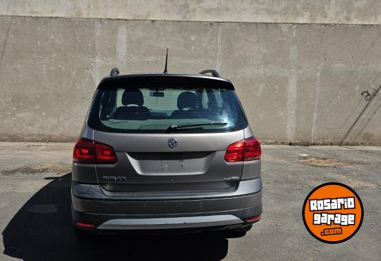 Autos - Volkswagen Suran truck 2019 Nafta 74000Km - En Venta