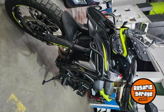 Motos - Benelli 702 2024 Nafta 15000Km - En Venta