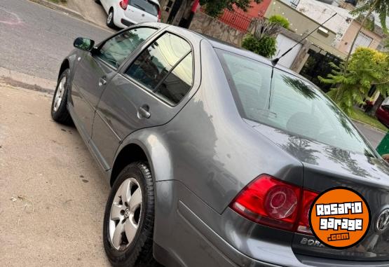 Autos - Volkswagen Bora 2011 Nafta 170000Km - En Venta