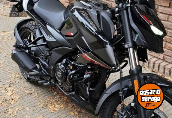 Motos - Bajaj Rouser 2023 Nafta 80Km - En Venta