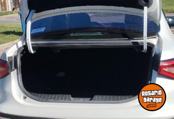 Autos - Fiat Drive GSE 2023 Nafta 18600Km - En Venta