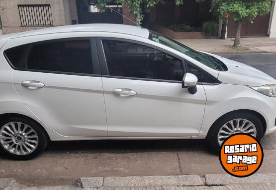 Autos - Ford Fiesta 2014 Nafta 101000Km - En Venta