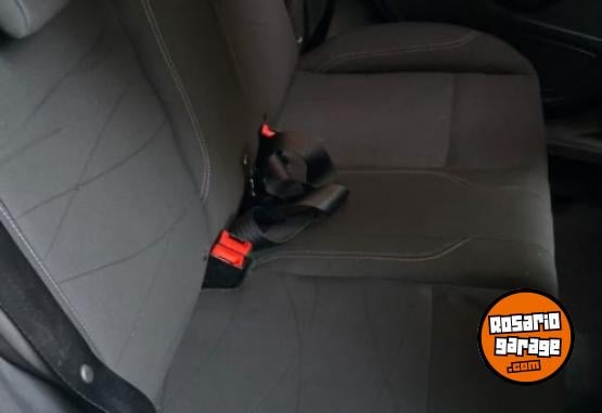 Autos - Ford Fiesta 2014 Nafta 101000Km - En Venta