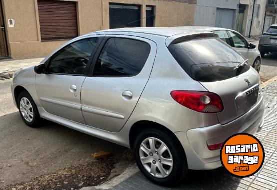 Autos - Peugeot 206 2015 Nafta 128000Km - En Venta
